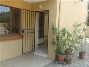 2 Bed House in Brits Central