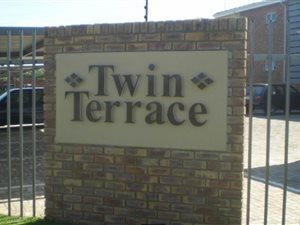 24 Bed Apartment in Selection Park