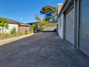 450 m² Commercial space in Pinetown Central