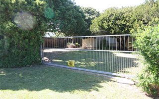 4 Bedroom House in Kenton-on-Sea