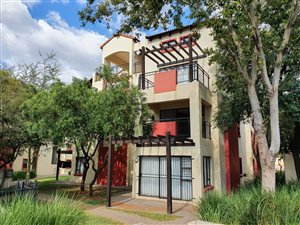 1 Bed Apartment in Hazeldean (Silverlakes Surroundings)