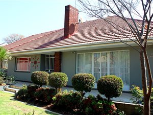 4 Bed House in Sunnyridge