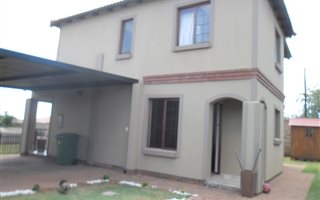 3 Bedroom House in Albertsdal