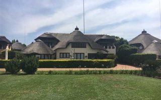 4 Bedroom House in Club Nautique