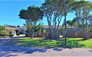 3 Bedroom House in Sunridge Park
