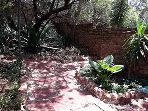 1 Bedroom Garden Cottage in Lynnwood Ridge