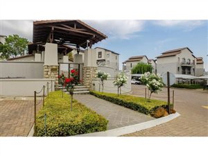 2 Bed Apartment in Sunninghill