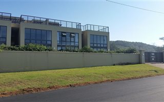2 Bedroom Apartment in La Mercy