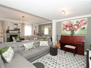3 Bed House in Dennegeur