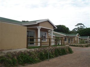 2 Bed Townhouse in Uvongo