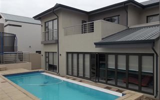 4 Bedroom House in Waterfall Country Village
