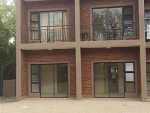 2 Bed Apartment in Mooivallei Park