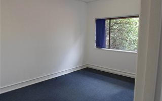 118 m² Office Space in Parkmore