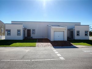3 Bed Simplex in Parsons Vlei