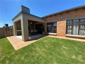 2 Bed Simplex in Retire at Midstream