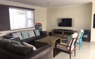 3 Bedroom House in Edgemead