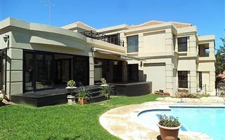 4 Bedroom House in Dainfern Golf Estate
