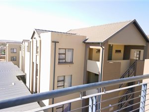 2 Bed Apartment in Ruimsig