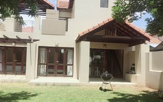 2 Bedroom Cluster in Fourways