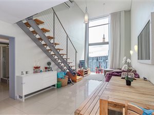 3 Bed Apartment in Claremont