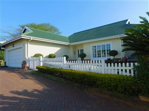 3 Bed Simplex in Mt Edgecombe Estate 1 & 2