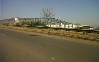 2400 m² Industrial space in Pentrich