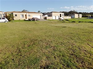 492 m² Land available in Gonubie