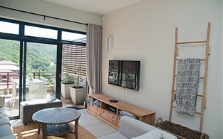 2 Bedroom Apartment in Oubaai and surrounds
