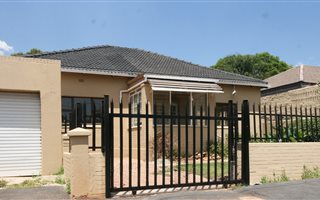 4 Bedroom House in Norwood