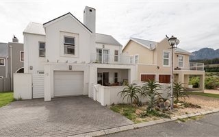3 Bedroom House in Welgevonden Estate
