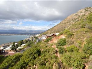743 m² Land available in Mountainside