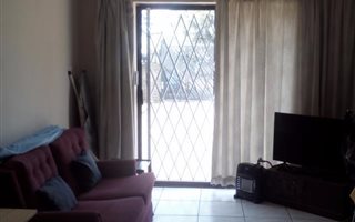 1 Bedroom Garden Cottage in Meadowbrook