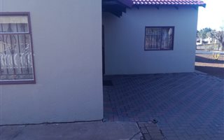 2 Bedroom House in Ga-rankuwa