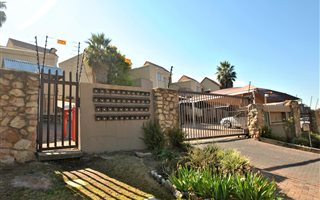 2 Bedroom Apartment in Ridgeway