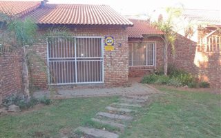 2 Bedroom Townhouse in Naudeville
