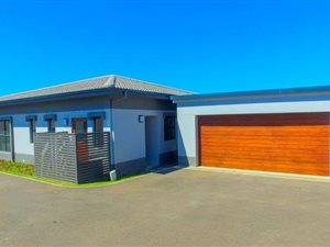 3 Bed Townhouse in Palm Lakes Estate