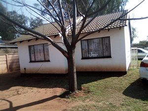2 Bed House in Lenasia