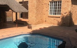 3 Bedroom House in Amberfield