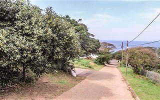 973 m² Land available in Shakas Rock