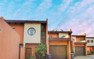 3 Bedroom Apartment in Wierda Park