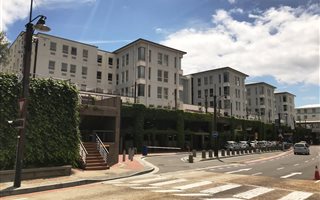 2 Bedroom Apartment in Waterfront