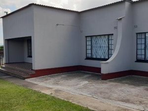 4 Bed House in Howick West
