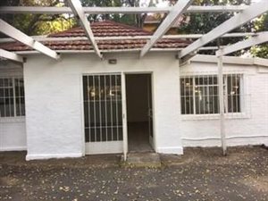 1 Bed Garden Cottage in Houghton Estate