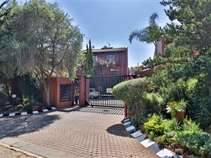 2 Bed Townhouse in Hurlyvale