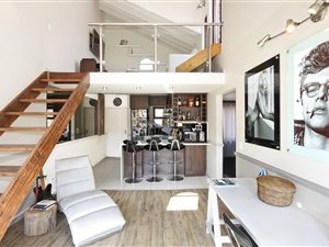 2 Bed Apartment in Melrose Estate