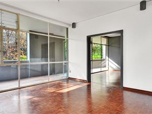 3 Bed Apartment in Kentview