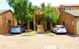 2 Bedroom Townhouse in Eco Park