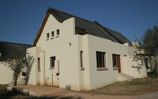 2 Bedroom Townhouse in Hoedspruit