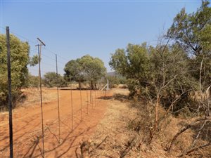 9.7 ha Land available in Groot Marico