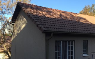 2 Bedroom Apartment in Newlands